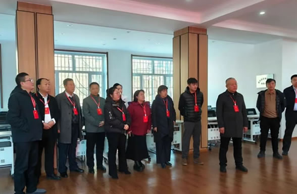 ˴(du)̮a(chn)I(y)͔(sh)ֽ(jng)(j)l(f)չrM(jn){(dio)